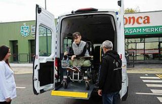 Serebral palsili Şevval, Korece ve İngilizce öğrenip...