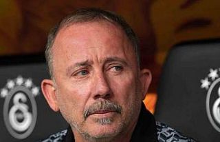 Sergen Yalçın, kazanan 11’i bozmadı