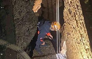 Sığındıkları mağarada mahsur kaldılar: Restoranın...