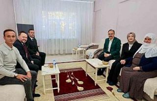 Siir’te "vefa" ve "minnet" buluşmasında...