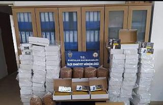 Siirt’te 140 kilo tütün ve 30 bin makaron ele...