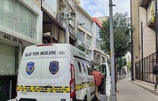 Şişli’de 4 katlı binada çıkan yangında 1 kişi...