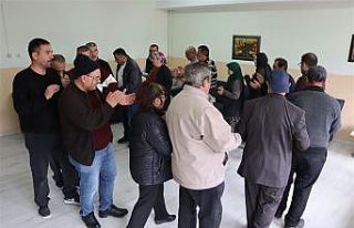 Sivas’ta Ruh Sağlığı Günü’nde halaylar çekildi