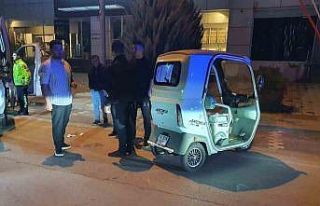 Takla atan elektrikli treeporterde 1 kişi yaralandı