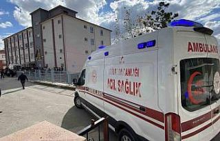 Tavuk döner yiyen öğrenciler hastanelik oldu