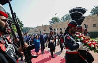 TBMM Başkanı Kurtulmuş, Pakistan’ın milli şairi...