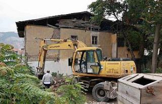 Tokat’ta metruk binaların yerine otopark yapılacak