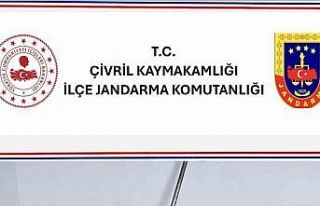 Torna atölyesinde silah tamiri ve satışı yapan...