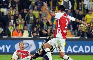 Trendyol Süper Lig: Fenerbahçe: 2 - Fatih Karagümrük:...