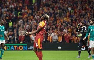 UEFA Şampiyonlar Ligi: Galatasaray: 1 - Liverpool:...