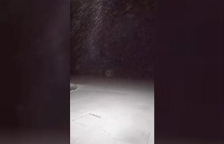 Uludağ’da kar yağışı etkili oluyor