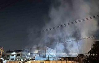 Ümraniye’de fabrikadaki yangın kontrol altına...