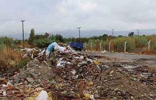 Umurlu’da çöp sorunu