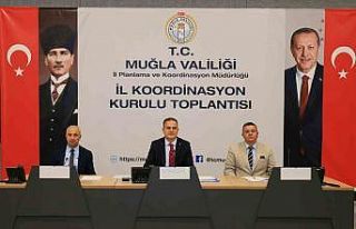 Vali Akbıyık’tan eski tip sürücü belgesi uyarısı