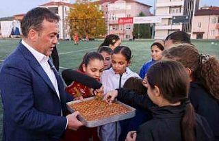 Vali Sözer, genç sporcularla buluştu