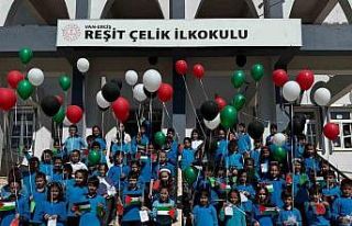 Van’da öğrenciler Filistin için tek yürek oldu