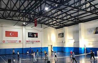 Varto’da tenis antrenmanları yoğun katılımla...