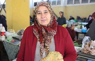 Vatandaş ormandan kova kova topladı, pazarda kilosunu...