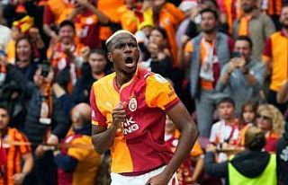 Victor Osimhen bu sezonki gol sayısını 6’ya çıkardı