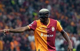 Victor Osimhen golle döndü