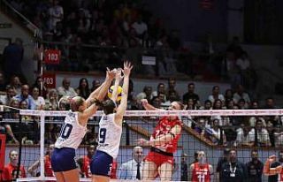 Vodafone Sultanlar Ligi: Aras Spor: 1 - Fenerbahçe...