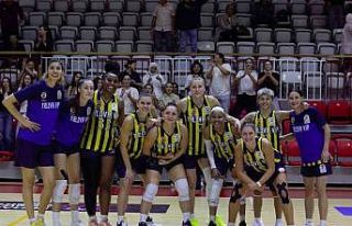 Yalova VİP evinde ilk galibiyetini aldı