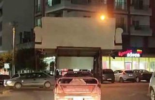 Yayaların canını hiçe sayan sürücü, trafiğe...