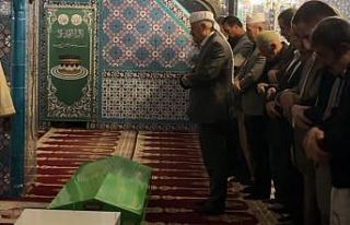 Yüksekova’da bıçaklı saldırıda hayatını...