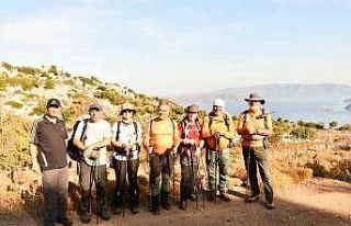 128 doğasever Marmaris’in doğasında yürümek...