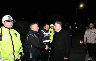 Ağrı Emniyet Müdürü Önder, KYK yurtlarında...