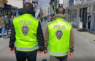 Ağrı’da çıkan kavga polis müdahalesiyle kontrol...