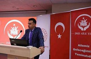 Aile eğitiminde onurlandırma yaklaşımı ele alındı