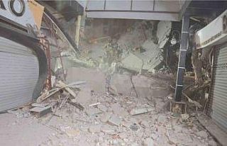 Aksaray Belediyesi’nin kontrolsüz yıkımı az...