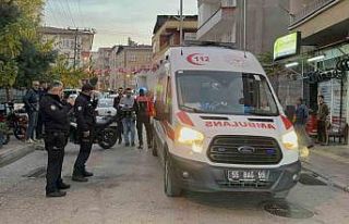 Amcasının bıçaklı saldırısında yaralandı