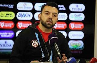 Anıl Demirci: "Galibiyeti getirecek fırsatlara...