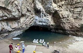 Antalya’daki Altınbeşik Mağarası tadilat nedeniyle...