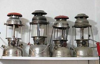 Asırlık lambalara yeniden ışık veriyor