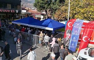 Ata tohumu fideleri Bozdoğan’da vatandaşlara dağıtıldı