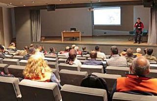 Ataşehir’den sınav maratonunda ailelere destek...