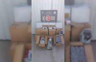 Aydın’da kaçak sigara operasyonu: 260 bin dolu...