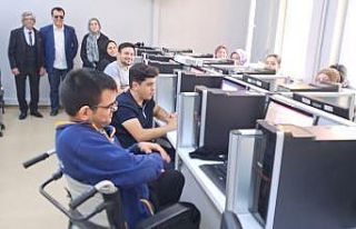 Bafra’da engellilere "Bilgisayar İşletmenliği...