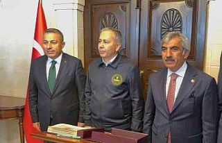 Bakan Ali Yerlikaya, Kilis Valisi Tahir Şahin ile...