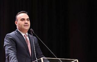 Bakan Kacır: "Yılın ilk iki döneminde bin...