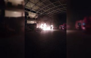 Başakşehir’de dükkanı önündeki paletlerde...