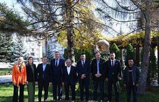 Başkan Büyükkılıç, Bosna-Hersek heyetine turizm...