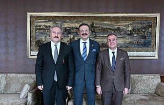 Başkan Özdoğan: "Hacılar’ımız için temaslarımızı...