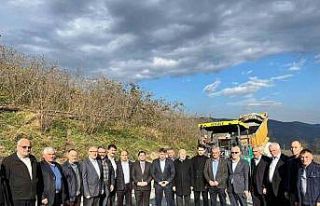 Başkan Türkcan: "Sarpdere-Damarlı yolu hak...