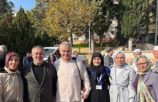 Başkan Yıldırım umrecilerin manevi duygularına...
