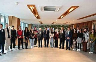 Başkan Yılmaz gençlerle buluştu