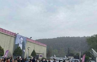 beIN Sports’un televizyon binasına gelen şüpheli...